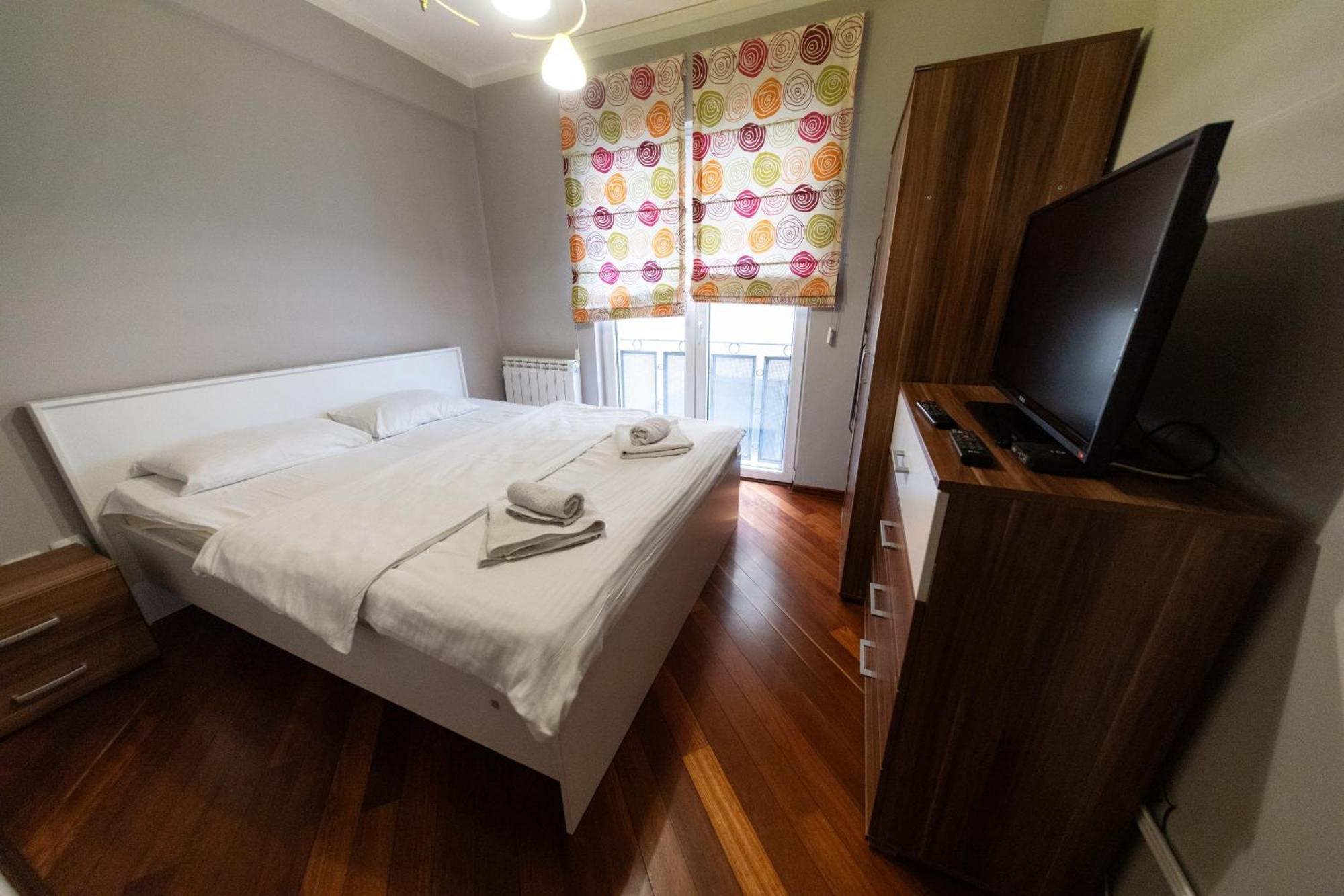 Lux Place Apartments Downtown Kragujevac Exterior foto